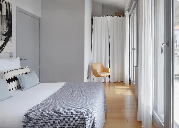 Boulevard Terrace By Feelfree