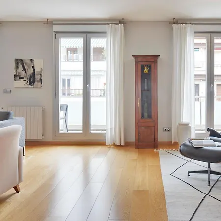 Apartment Boulevard Terrace By Feelfree *